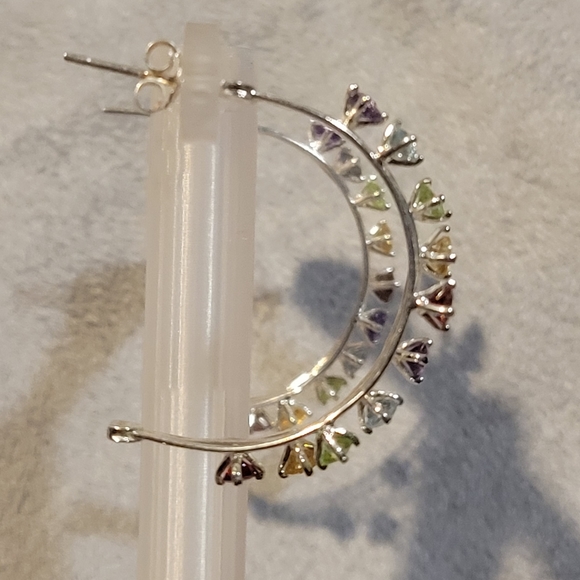 Gorgeous multi gemstone hoop earrings - Picture 3 of 4